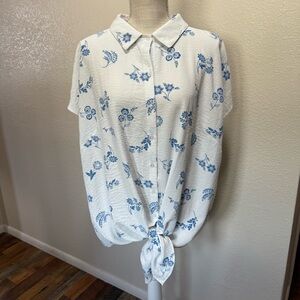 Tamara H. - Floral Print Women's Top - Blue and White - Size 3X